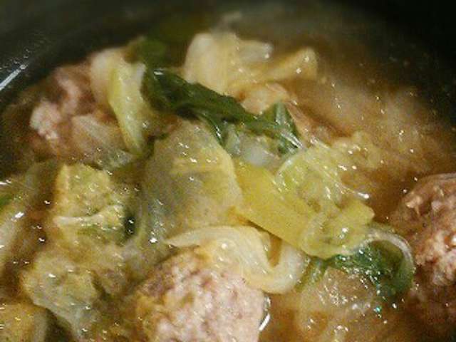 大人気☆白菜と肉団子のスープ鍋
